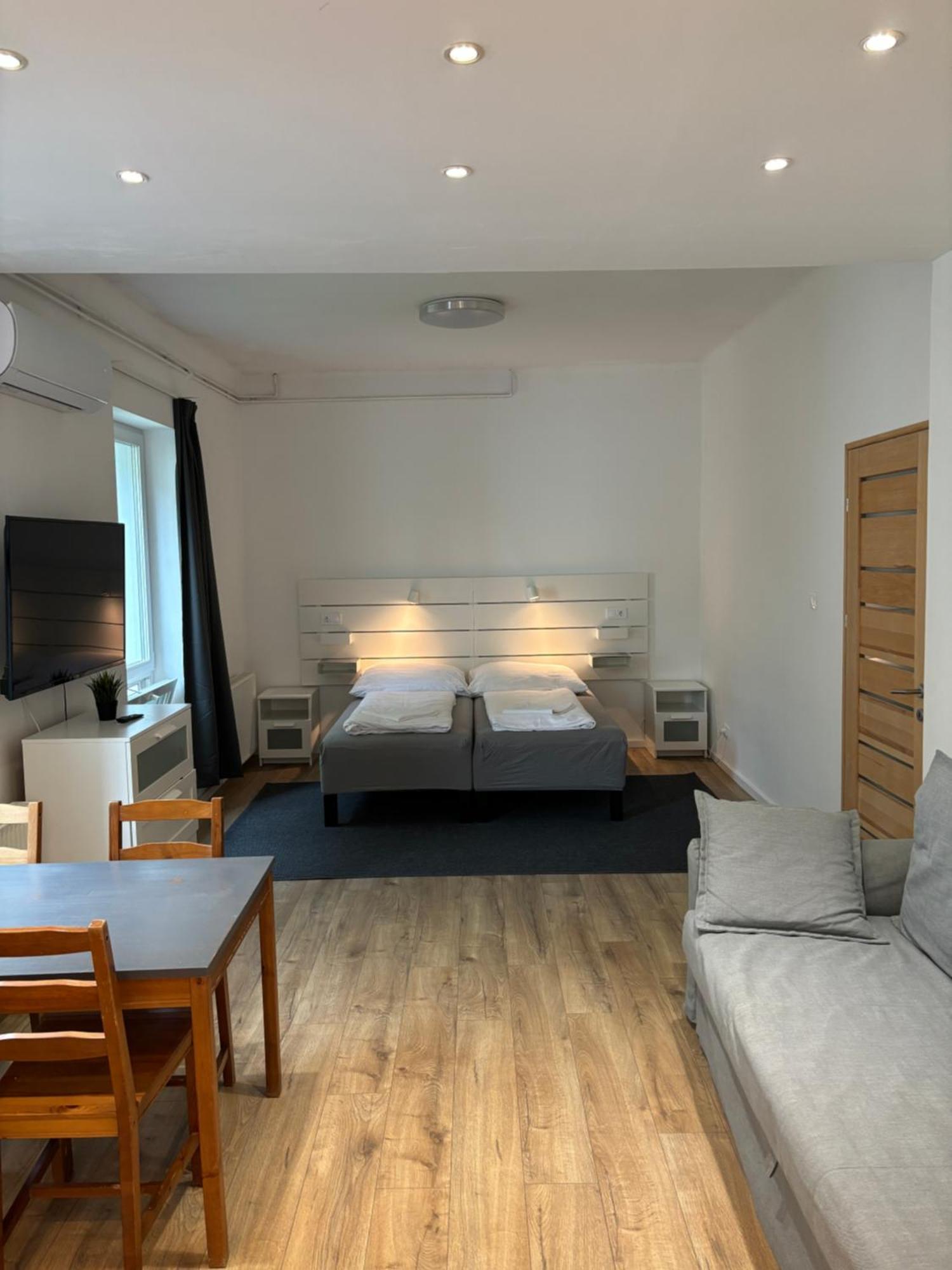 Benjamin Apartament *